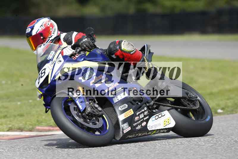 /Archiv-2025/42 07.08.2025 Peter Studer Girls Day ADR/Gruppe blau/team